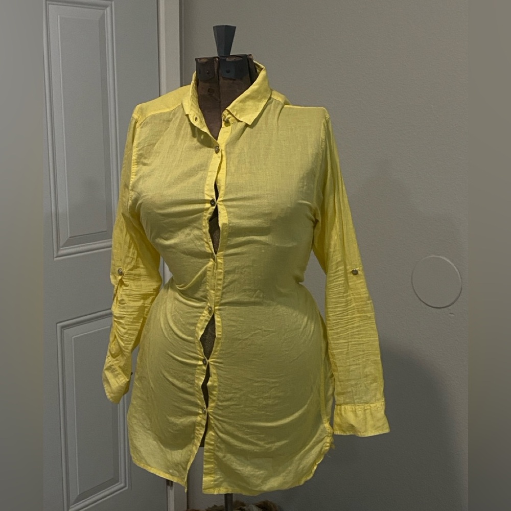 ANNE TAYLOR BUTTON DOWN